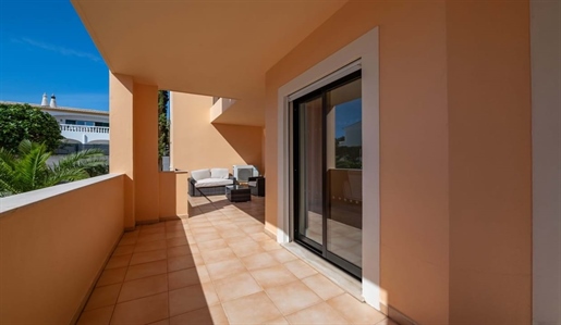 Erdgeschosswohnung mit 3 Schlafzimmern in Estrela da Luz Algarve