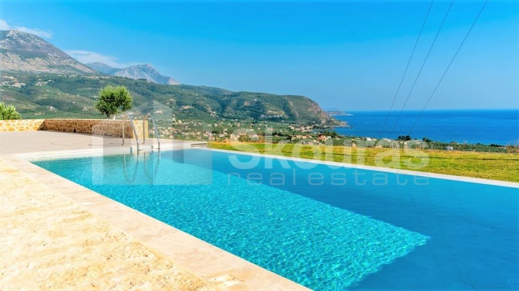 (For Sale) Residential Villa || Messinia/Lefktro-Kardamyli - 194 Sq.m, 3 Bedrooms, 1.100.000€