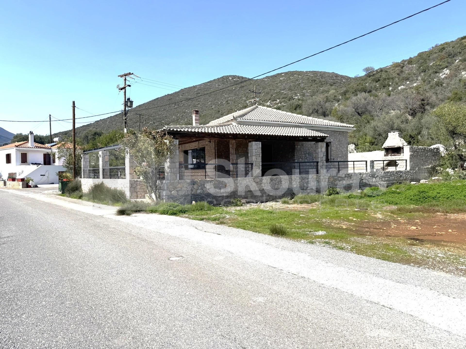 - Detached house For sale, Zarakas, 70 sq.m., €250.000