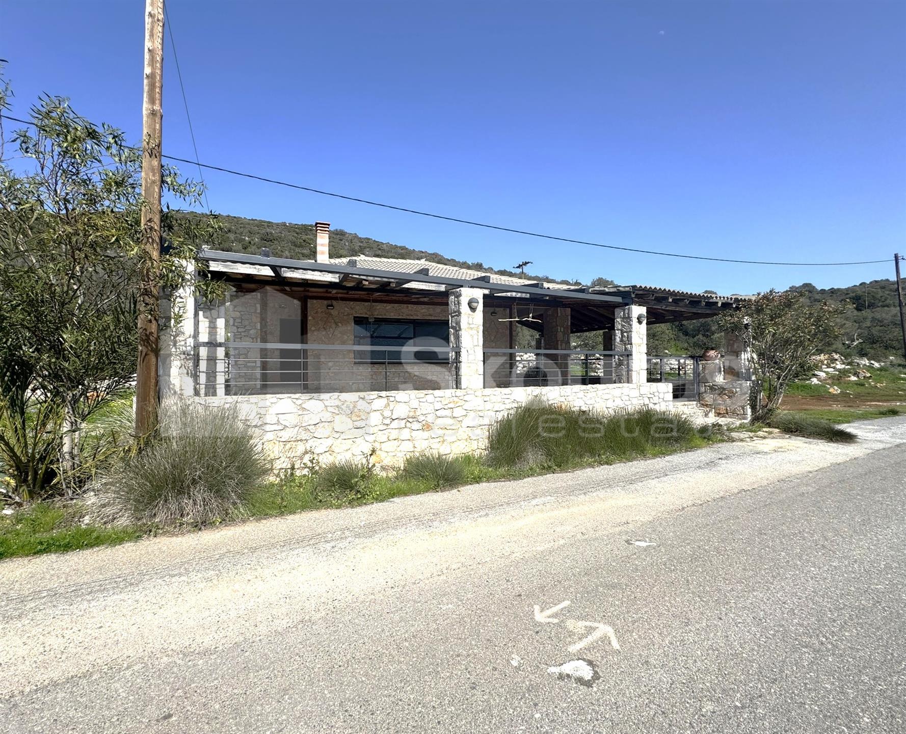 - Detached house For sale, Zarakas, 70 sq.m., €250.000