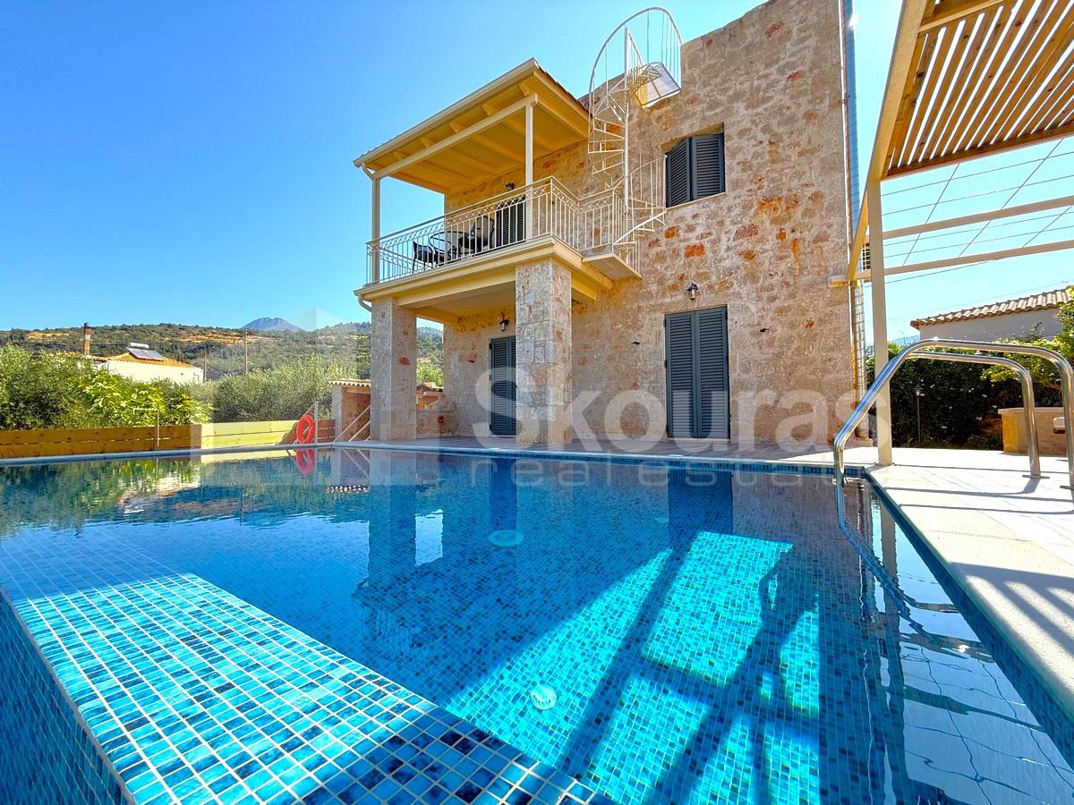 - Detached house For sale, Lefktros, 100 sq.m., €450.000