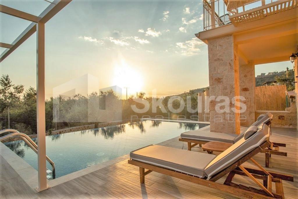 - Detached house For sale, Lefktros, 100 sq.m., €450.000