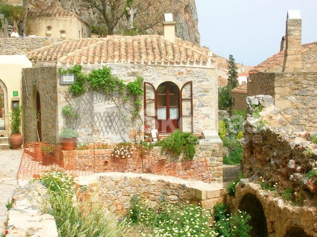 (For Sale) Residential Detached house || Lakonia/Monemvasia - 381 Sq.m, 6 Bedrooms, 1.280.000€