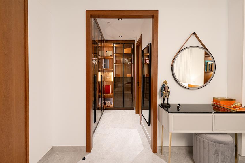 Vastu apt, Fully furnished, Hotel-like Amenities 