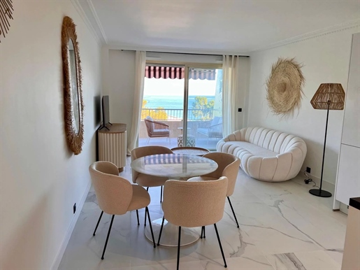 Appartement 3 pcs à Roquebrune Cap Martin avec terrasse et vue mer à vendre.