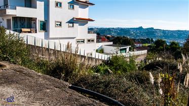 Terrain avec 675m2 près de rivière Douro pour la construction de villa, Valbom