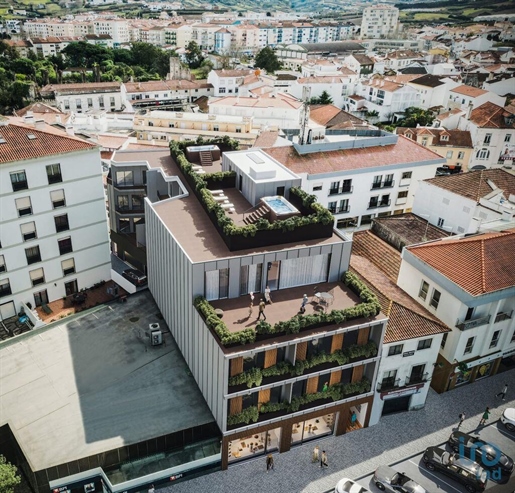 Apartamento T2 em Lisboa de 165,00 m²