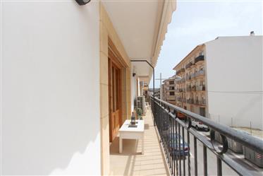 4 bedroom apartment in the heart of Thiviers, Jávea