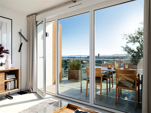Nice Invester i en 2-3 værelser næstsidste etage med terrasse og parkering