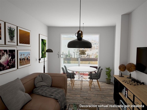 Purchase: Apartment (04621)