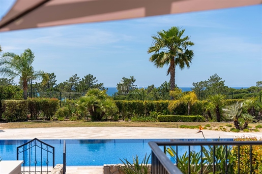 Appartement de luxe en duplex orienté sud avec vue sur la mer à vendre à Quinta do Mar