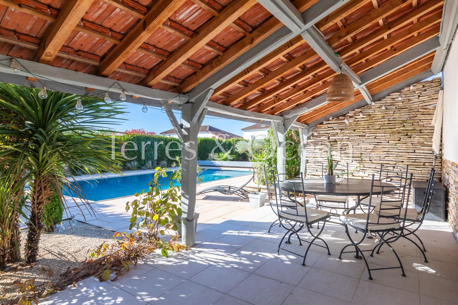 Compra: Vivenda (40300)