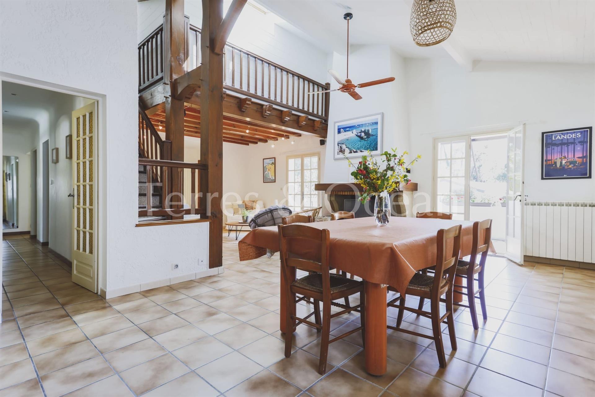 Charming Landaise In Hossegor