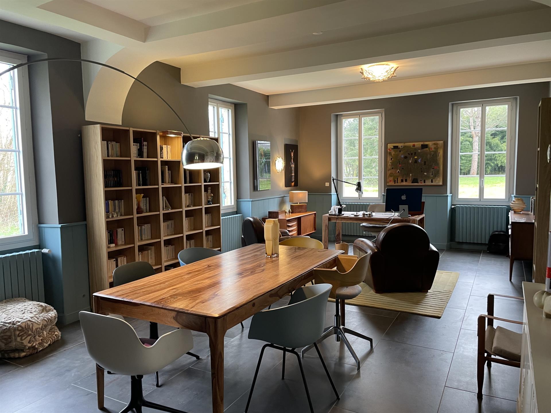 Near Montreal and Eauze, Gascon Mansion with old converted winery, swimming pool and garage