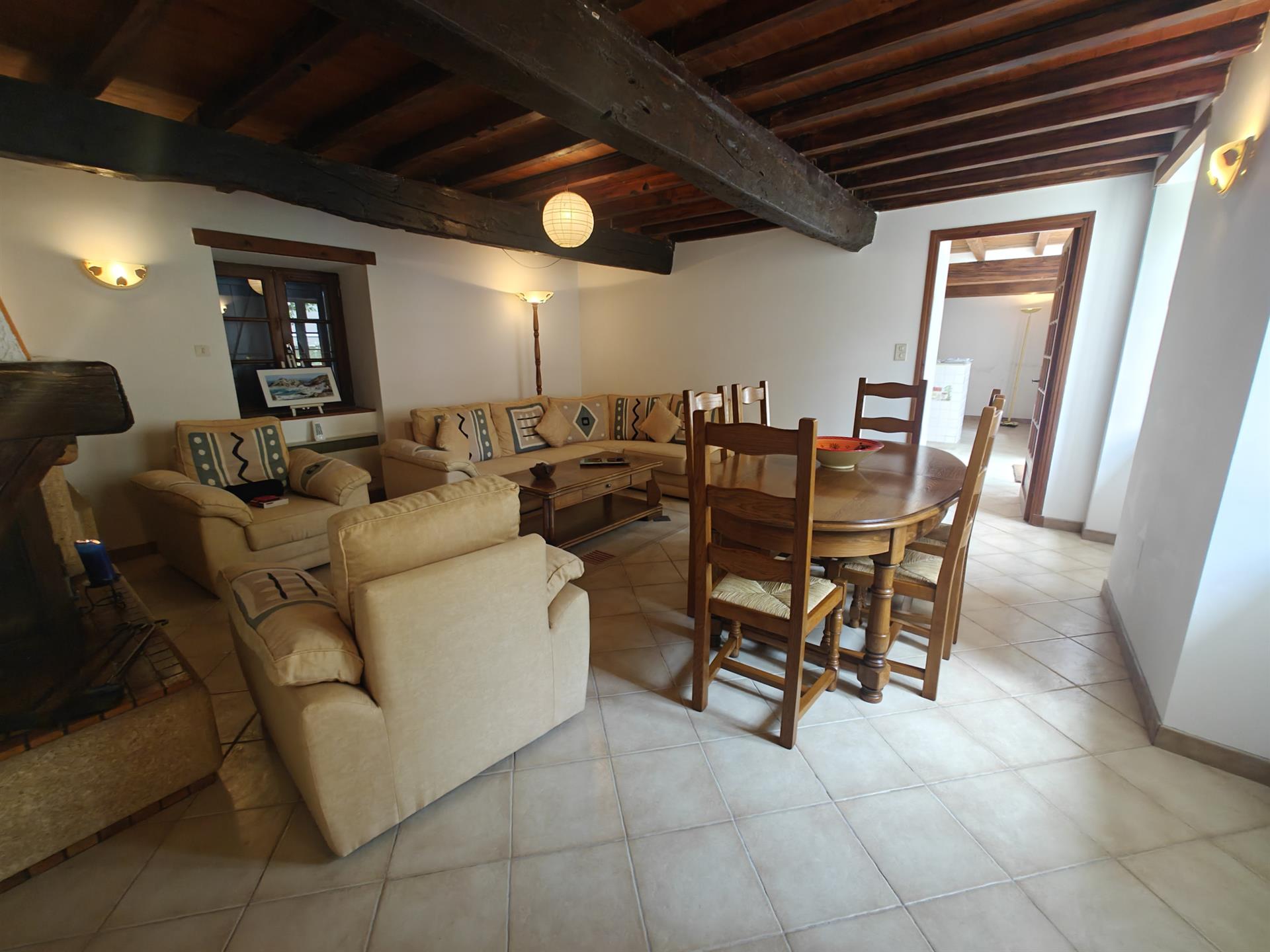 Charming village house in Razès - With courtyard and small garden