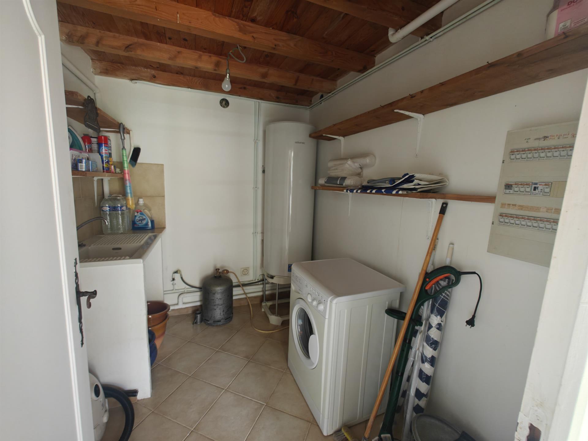 Charming village house in Razès - With courtyard and small garden