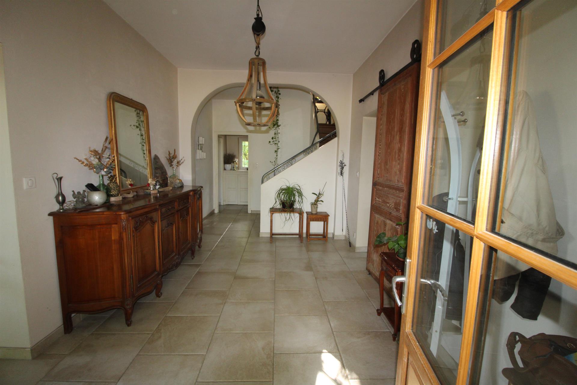 Compra: Vivenda (11300)