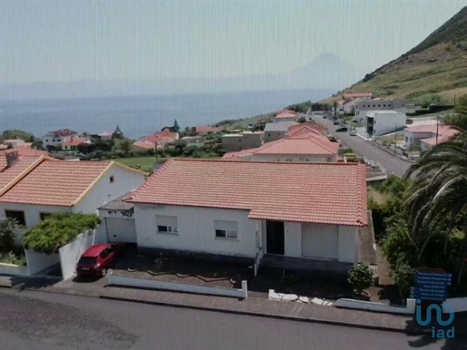 Gîte T4 à Açores de 200,00 m²