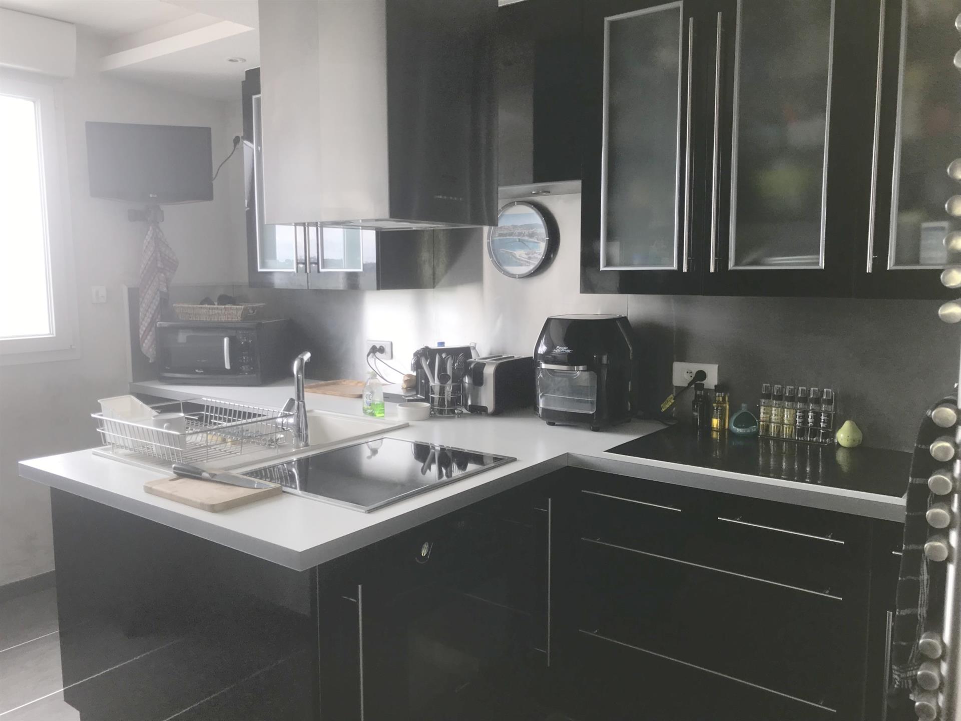 Purchase: Apartment (71160)