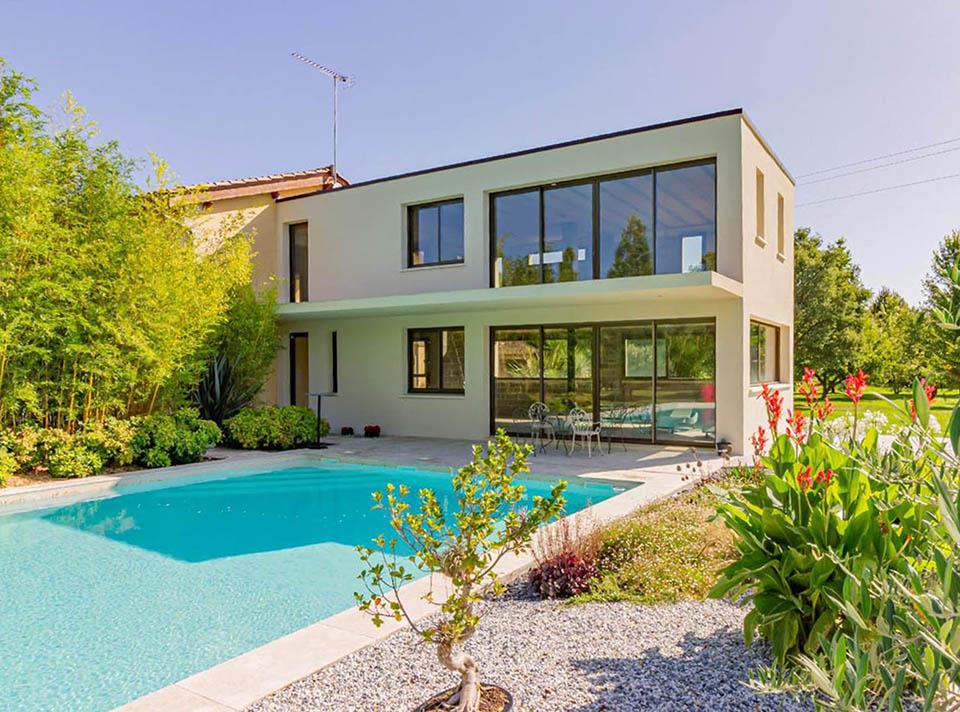Exceptional property 179m2 Hab (7P-3Br) + 160m2 to finish fitting out on approximately 7,208m2 of la