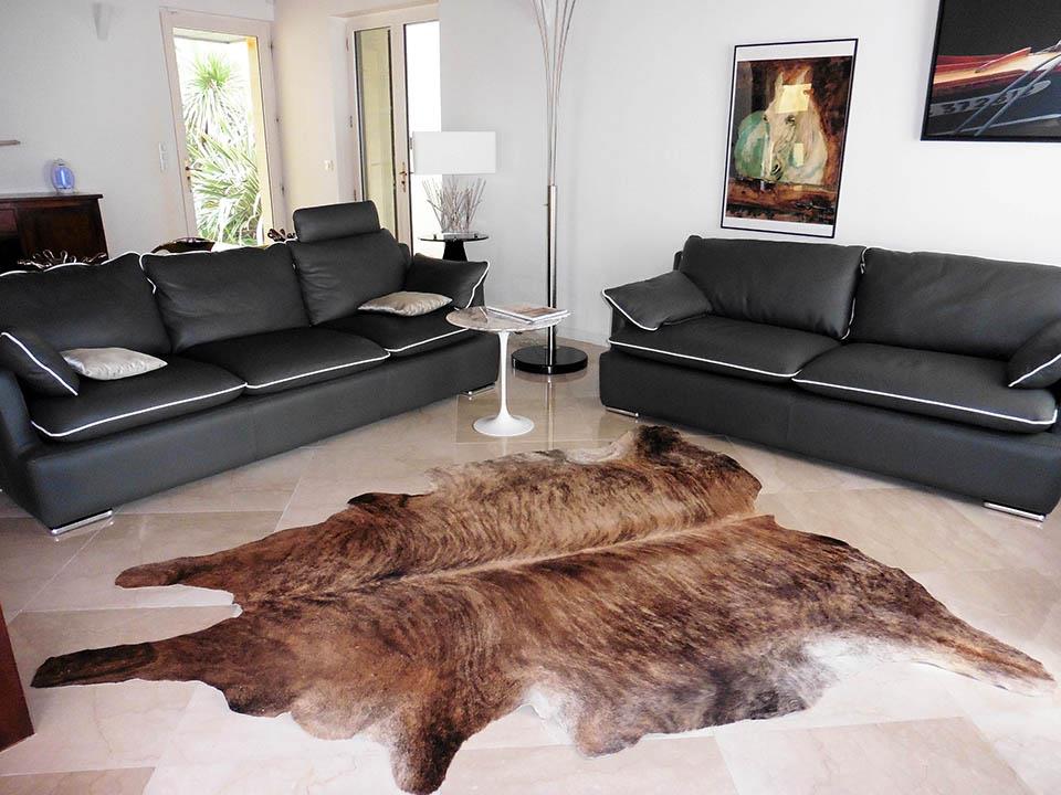 Exceptional property 179m2 Hab (7P-3Br) + 160m2 to finish fitting out on approximately 7,208m2 of la