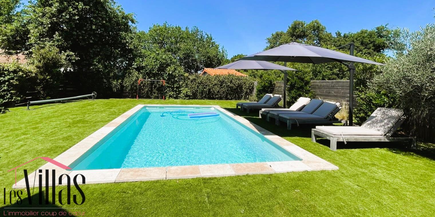 Exclusively High-end single-story family villa with 2 suites and two bedrooms Lège Bourg