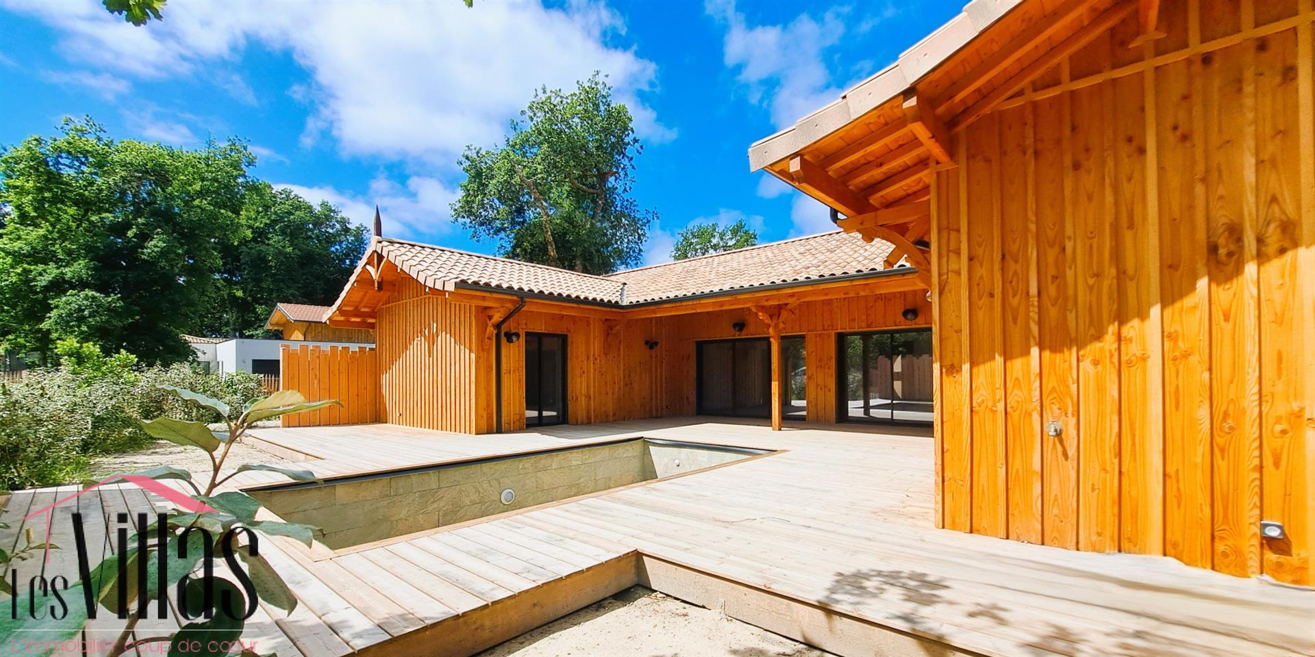 Lège Bourg: Modern and Elegant Villa in Ferret Capien Style Reduced Notary Fees