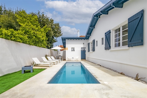 Biarritz House with 3 bedrooms, heated swimming pool and garage