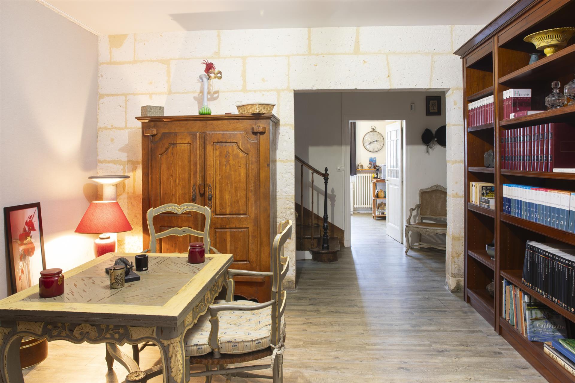 Charm and subtle character for this vast stone house in Périgord Vert.