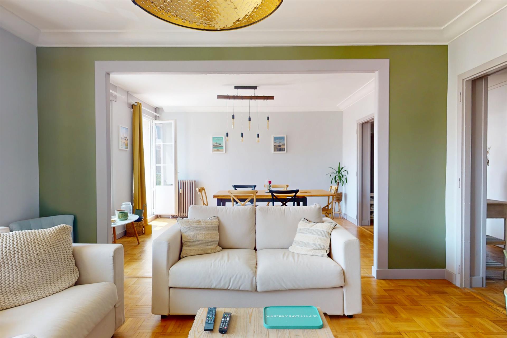 Orleans. Center Apartment of 90m2 very bright