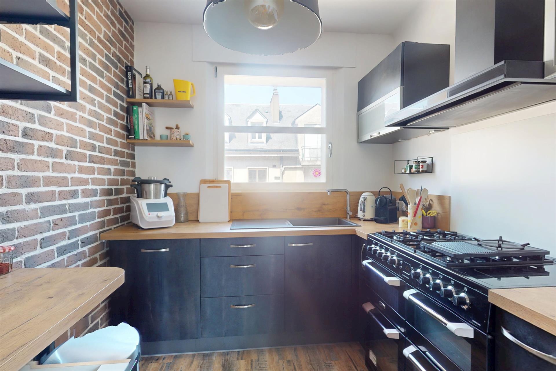 Orleans. Center Apartment of 90m2 very bright