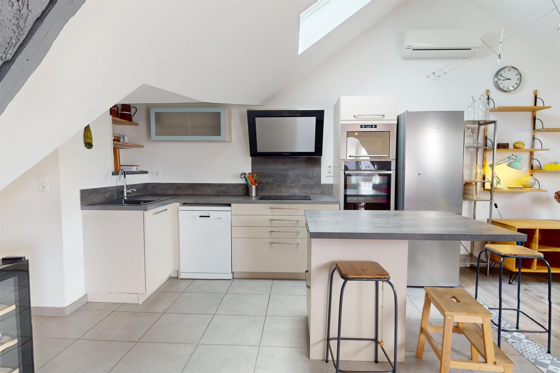 For sale Apartment with exceptional terrace Orléans Dunois