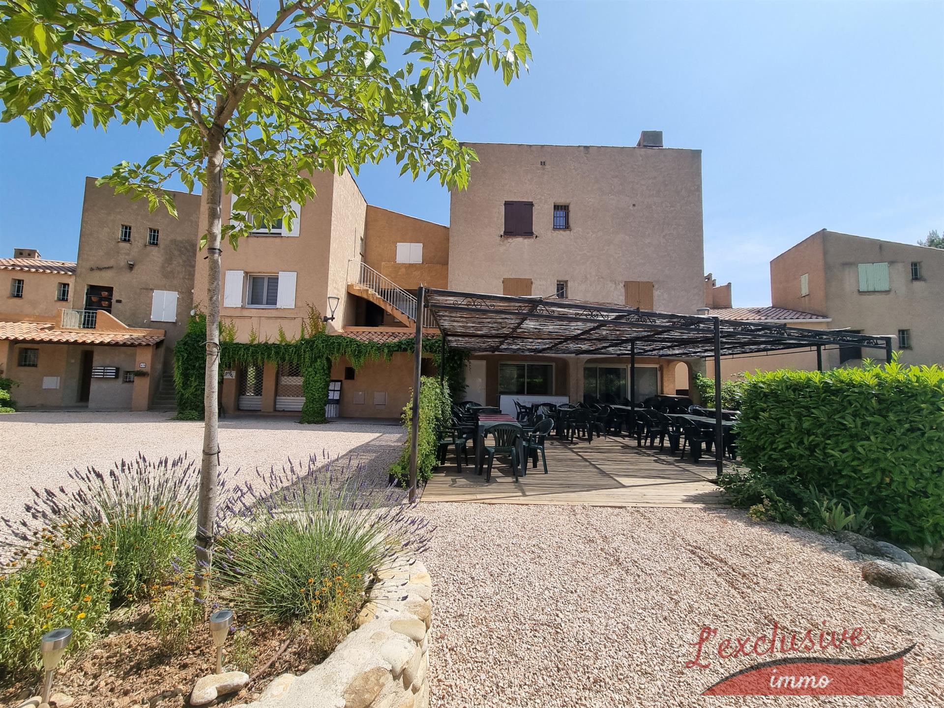 Purchase: Apartment (04500)