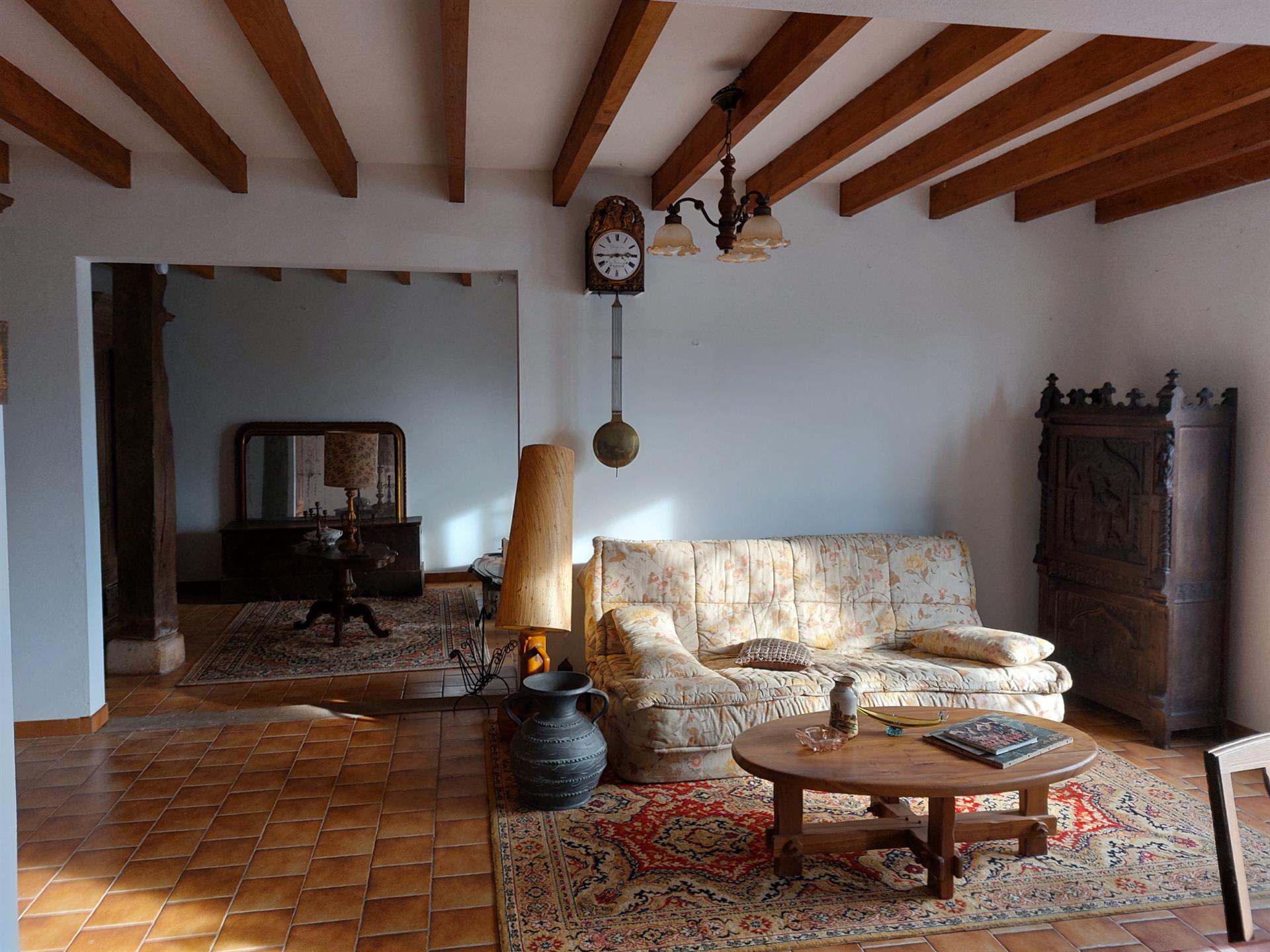 Property on 31 ha ideal horses and cottages 10 minutes from Montpon-Ménestérol (24)