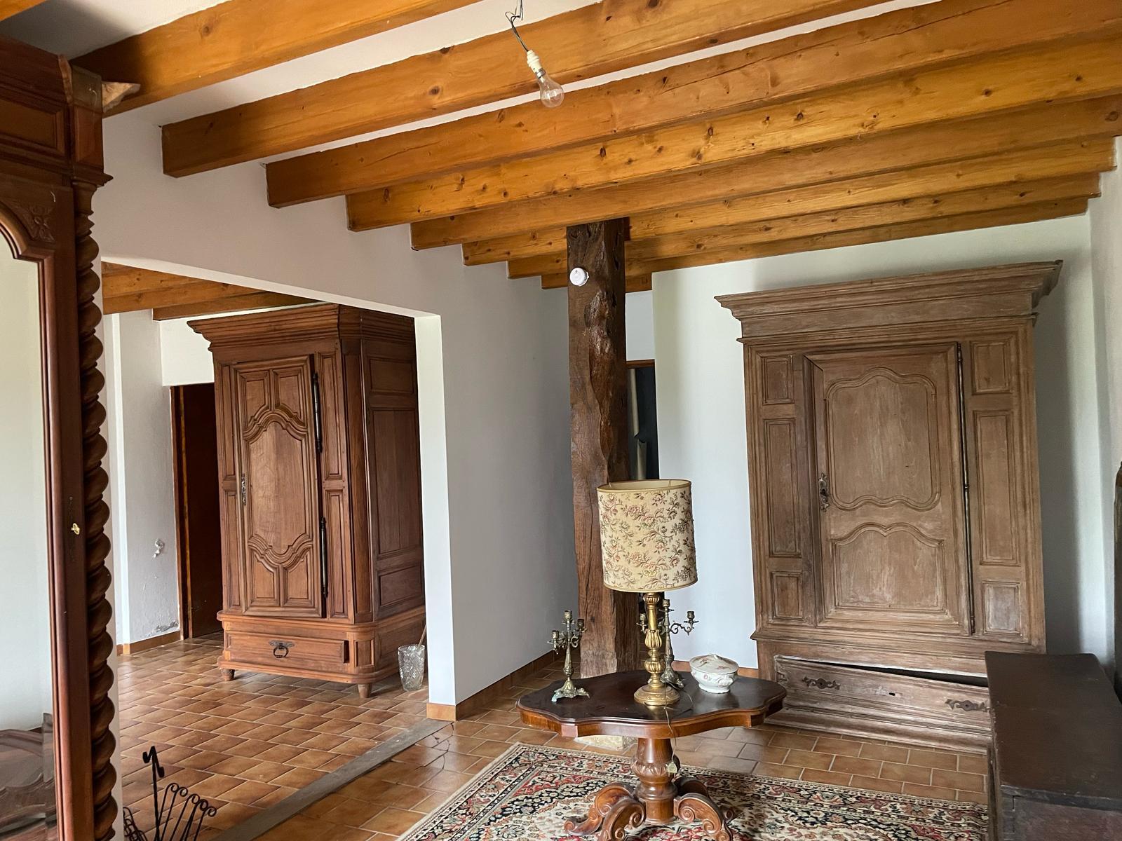 Property on 31 ha ideal horses and cottages 10 minutes from Montpon-Ménestérol (24)