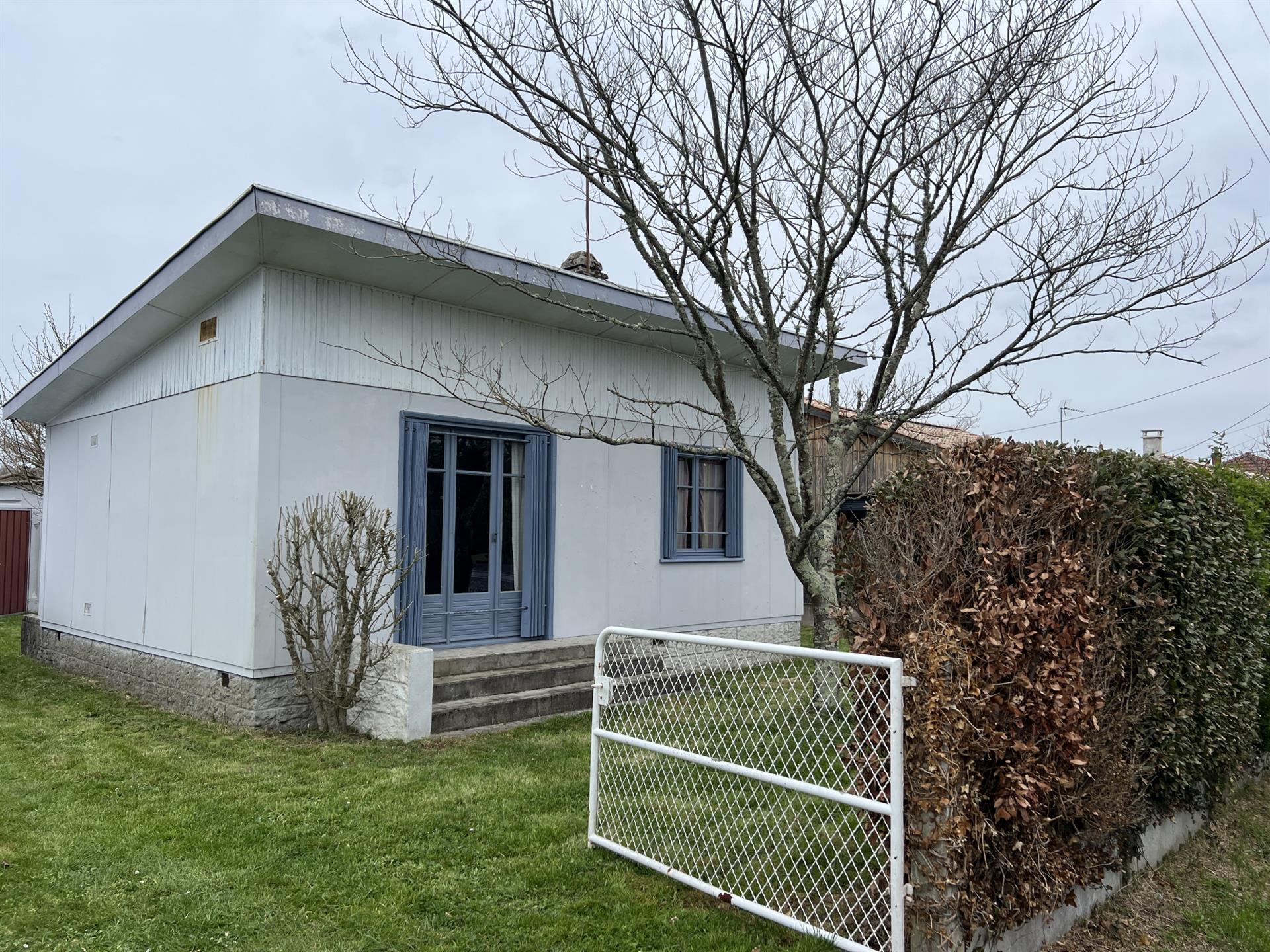 3 Bedroom House And Garage With Land