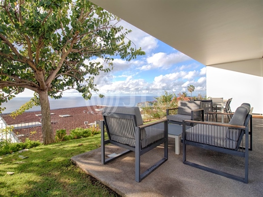4 bedroom villa with sea view, in São Martinho, Funchal