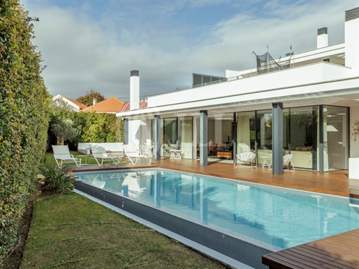 6-Bedroom villa with garden and pool in Birre, Cascais
