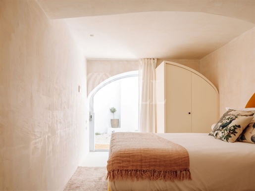 10-Bedroom Guesthouse in Alfama, Lisbon