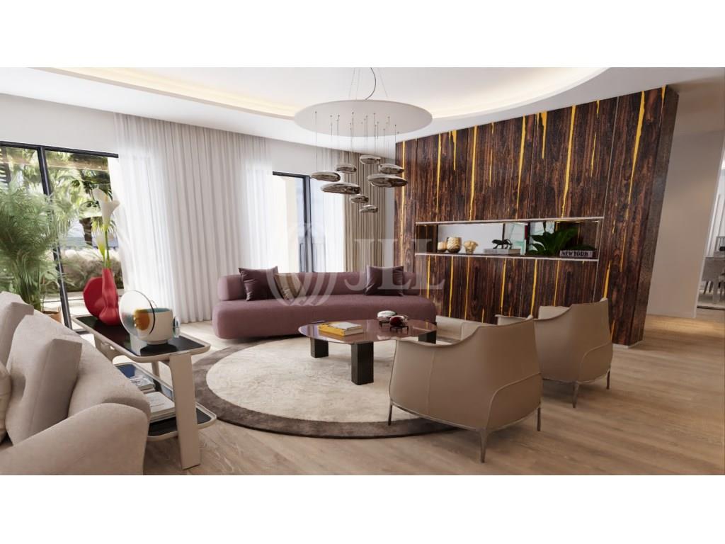 Purchase: House (9060)
