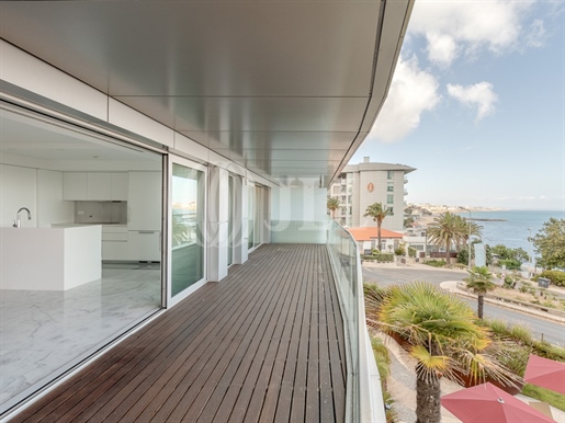 Apartamento T1, com vista frontal mar no Monte Estoril