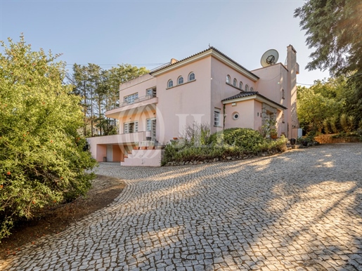 4-Bedroom villa with garden and pool, Estoril, Cascais