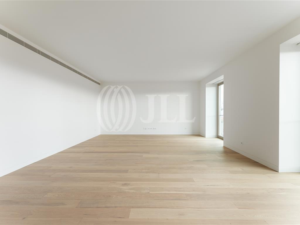 4 Bedroom Apartment with Parking Villa Infante