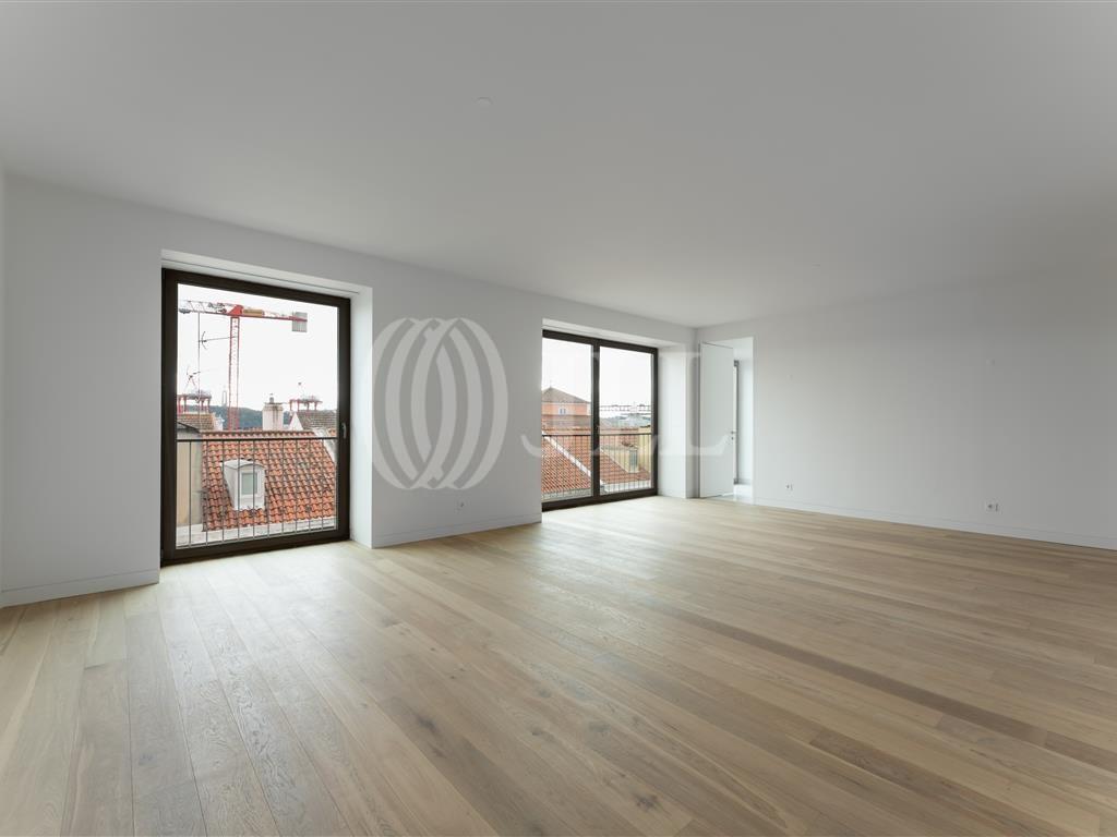 4 Bedroom Apartment with Parking Villa Infante