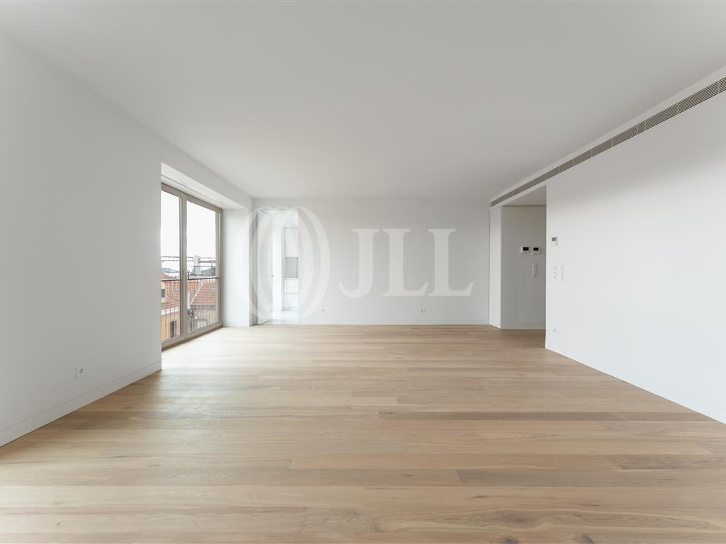 4 Bedroom Apartment with Parking Villa Infante