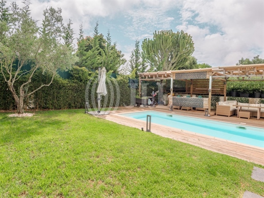 3+1-Bedroom villa with swimming pool, in Cascais