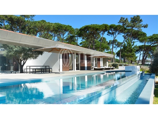 5-Bedroom villa with swimming pool in Mucifal, Sintra