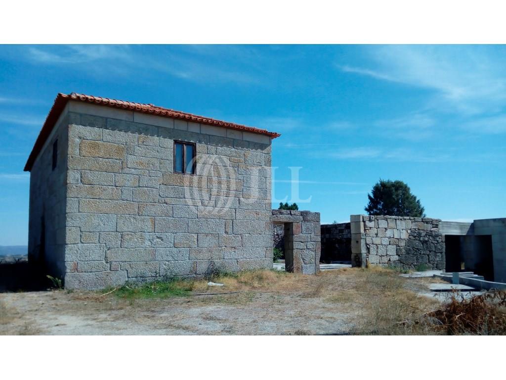 Domaine composé de vignes à Possacos, Vila Real
