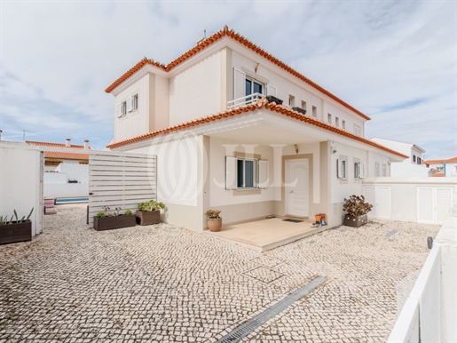 3 bedroom villa, with pool, in the center of Comporta