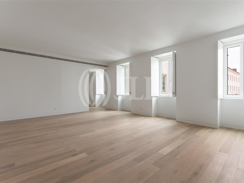 3 Bedroom Apartment with Parking Villa Infante, Lisbon